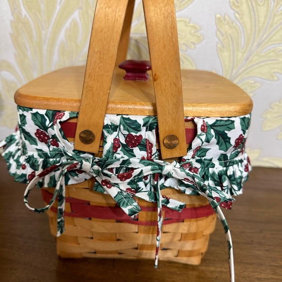 Longaberger Cranberry Basket. Christmas edition 1995 - Picture 7 of 7